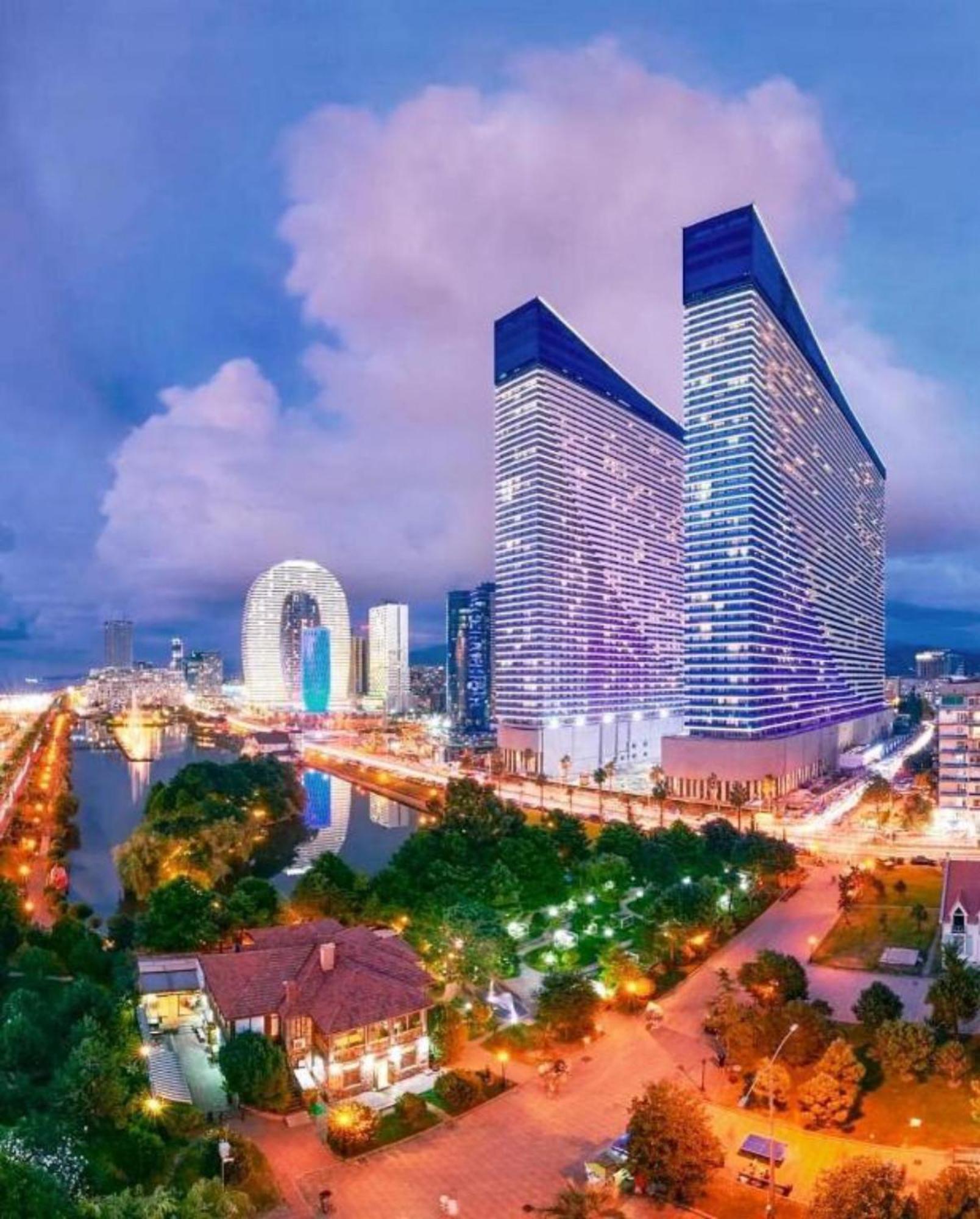 Апартаменти Orbi City Panorama Vip Батумі Екстер'єр фото